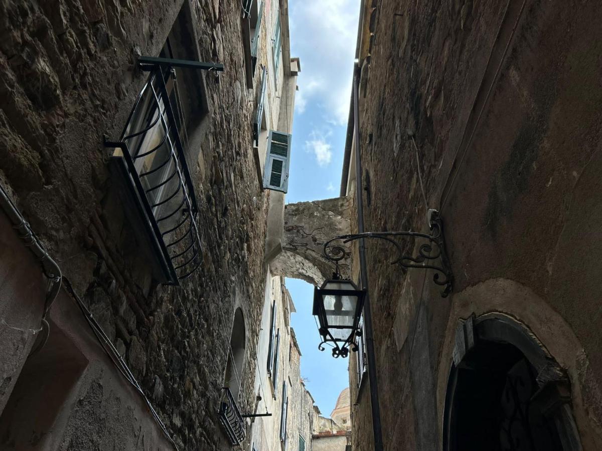 La Finestra Sul Borgo Cervo Exterior foto