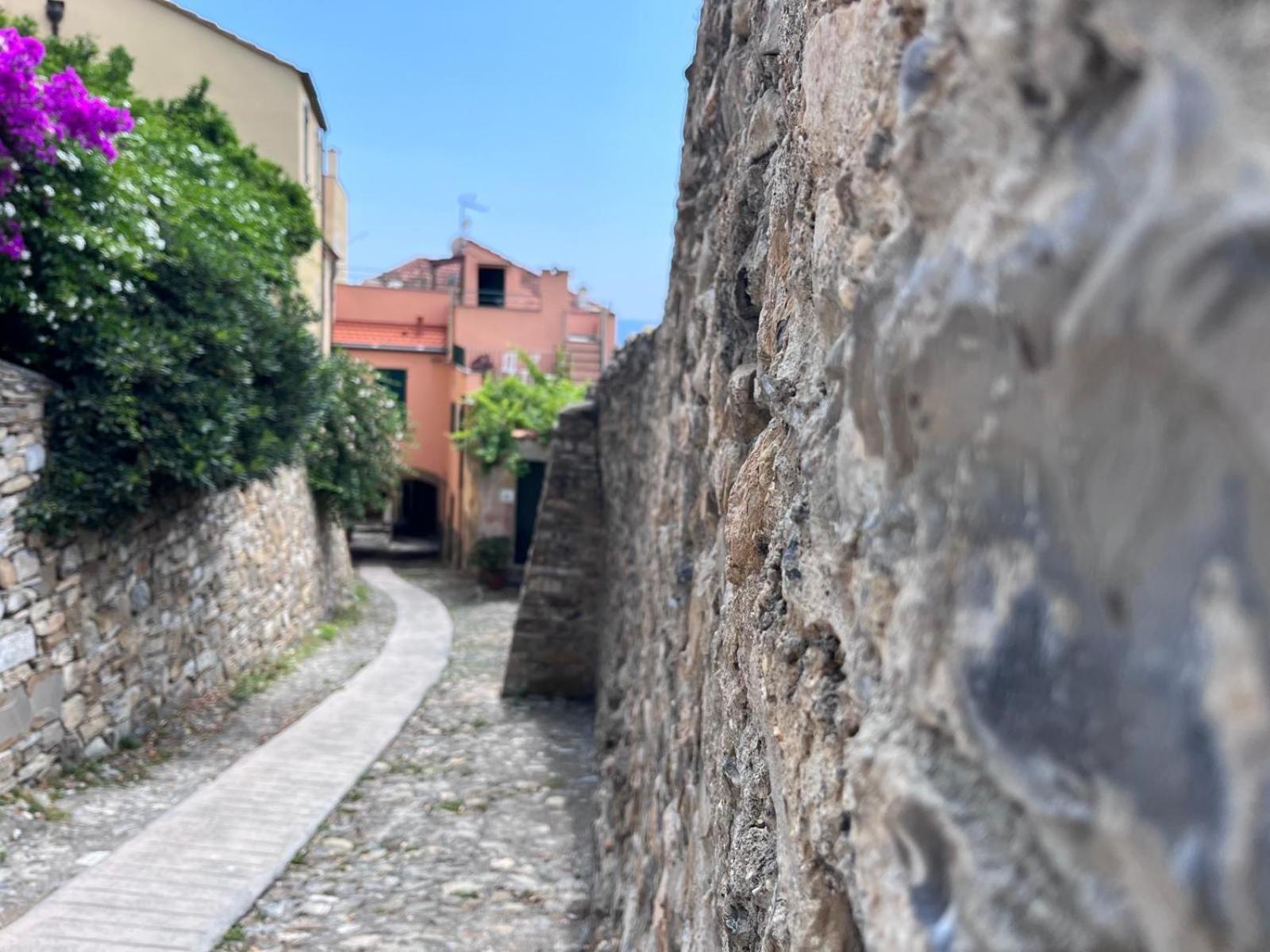 La Finestra Sul Borgo Cervo Exterior foto