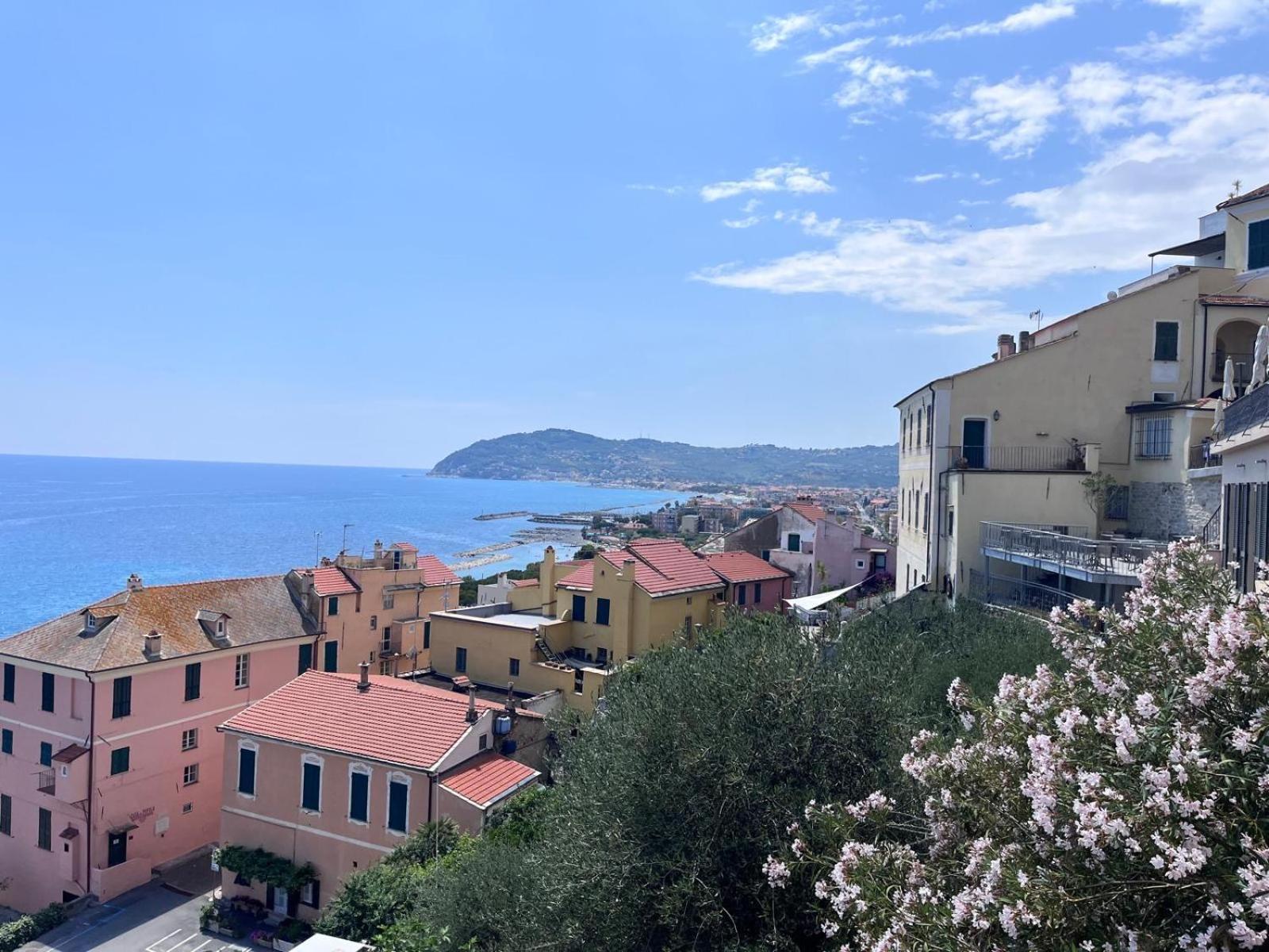 La Finestra Sul Borgo Cervo Exterior foto